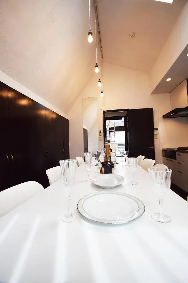 Hachiyama House Villa Tokyo
