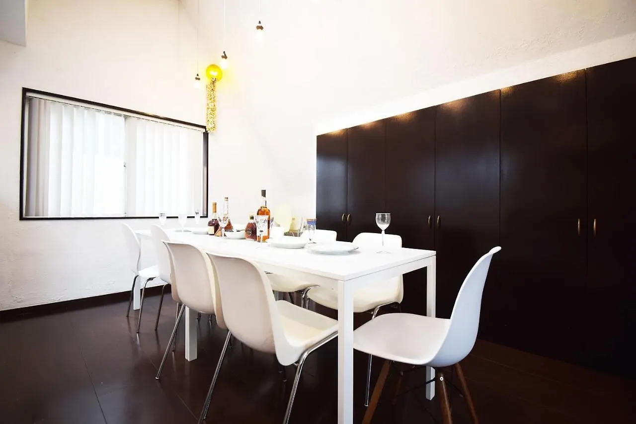 Hachiyama House Villa Tokyo 0*,  Japan